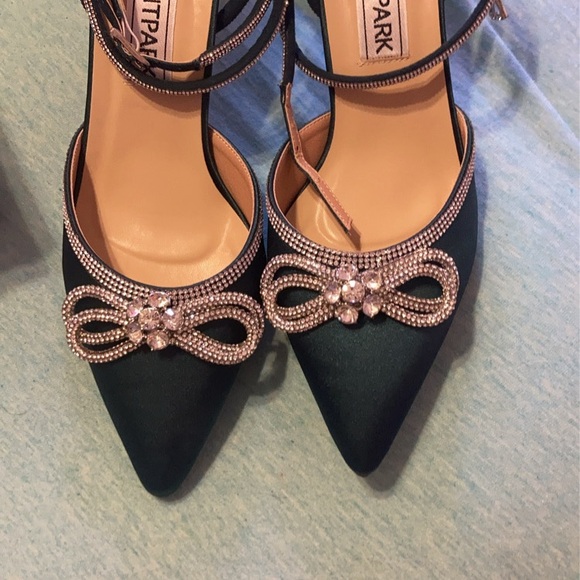 Green Women's Heels with Rhinestone Bow - Picture 3 of 5